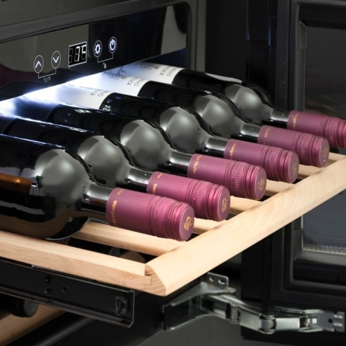 Шкаф винный CASO WineDeluxe E 18